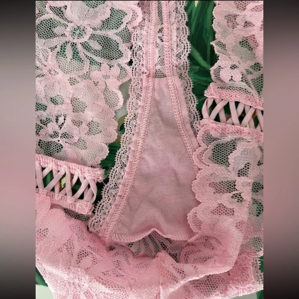 New Victorias Secret Pink Floral Sexy Thong Panty